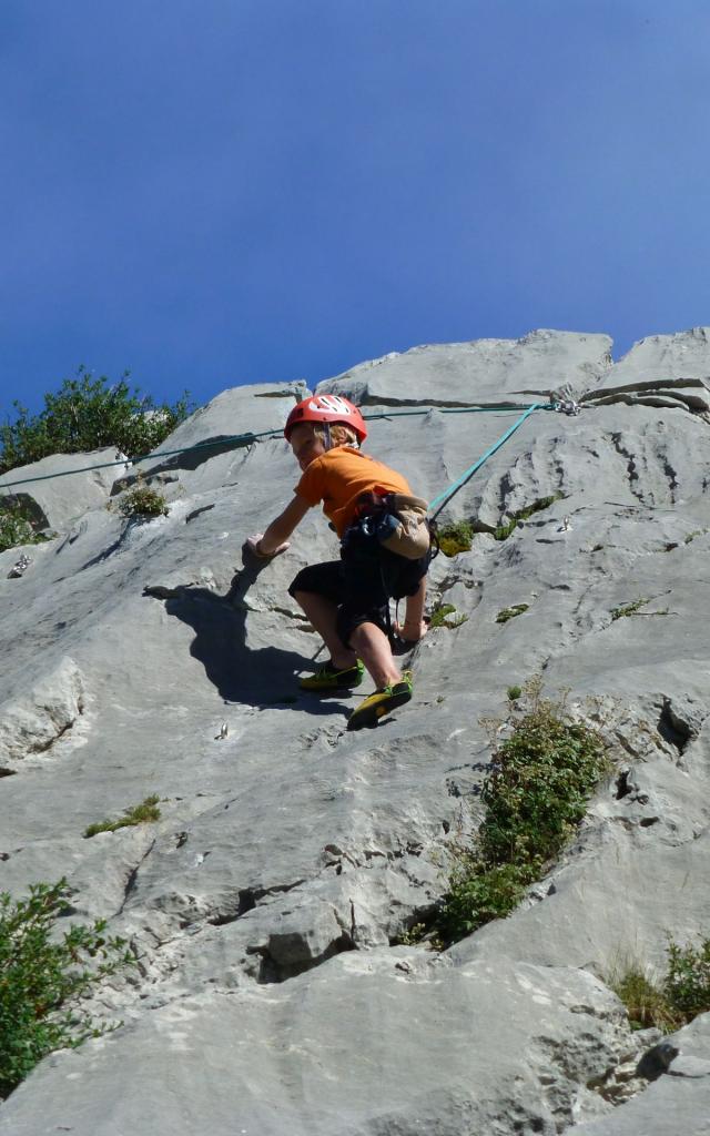 Les Tennis, secteur idéal pour découvrir l’escalade à La Pierre Saint-Martin