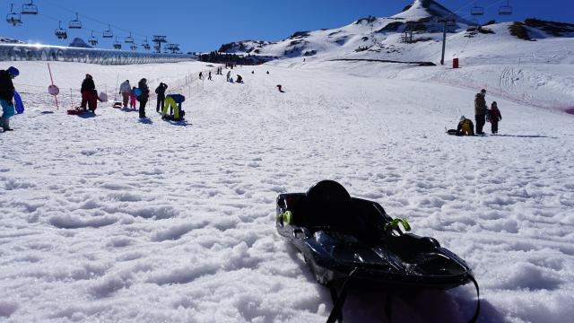 vue sur l'espace de luge sécurisé du domaine de la Pierre Saint-Martin