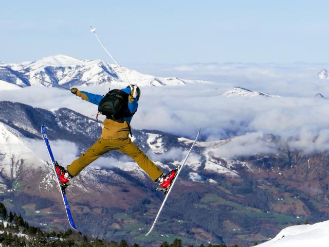 Figure à ski hors ski à La Pierre Saint-Martin