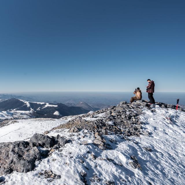 La station de ski de La Pierre Saint-Martin offre des points de vue et des panoramas sur les sommets des Pyrénées