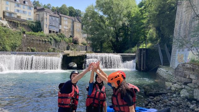 Découvrez entre amis rafting et autres activités sportives en Pyrénées béarnaises