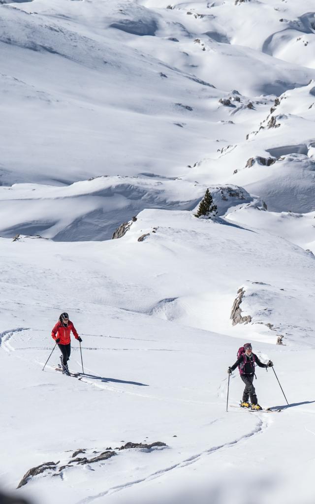 Découvrez le ski de randonnée sur un itinéraire balisé gratuit au départ de la station de ski de La Pierre Saint-Martin