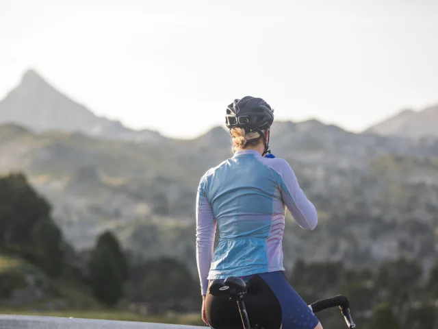 L'ascension du col de La Pierre Saint-Martin en vélo offre de superbes paysages